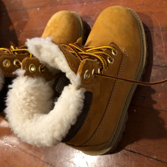 Timberland kids boots, size 12 - Picture 3 of 7